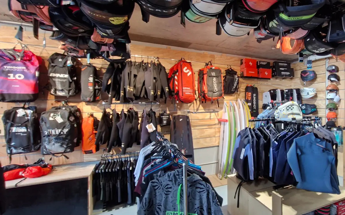 some temp pics of our new shop while we are still building