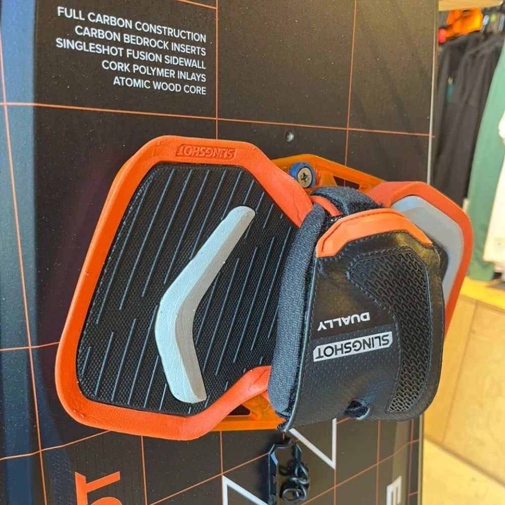 DEMO Slingshot Era V1 Twintip Kiteboard for sale. Watersports Warehouse, Cape Town